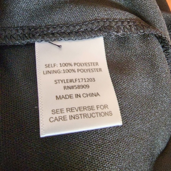 NWT Gianni Bini Bell Sleeve Silver Elastic Waist Adjustable Tie Romper SZ Small - Picture 10 of 10